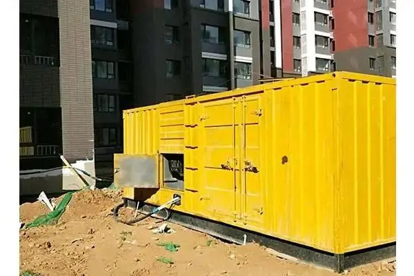 鹤城发电机租赁中燃油压力过低会对发动机的哪些部件造成损坏？