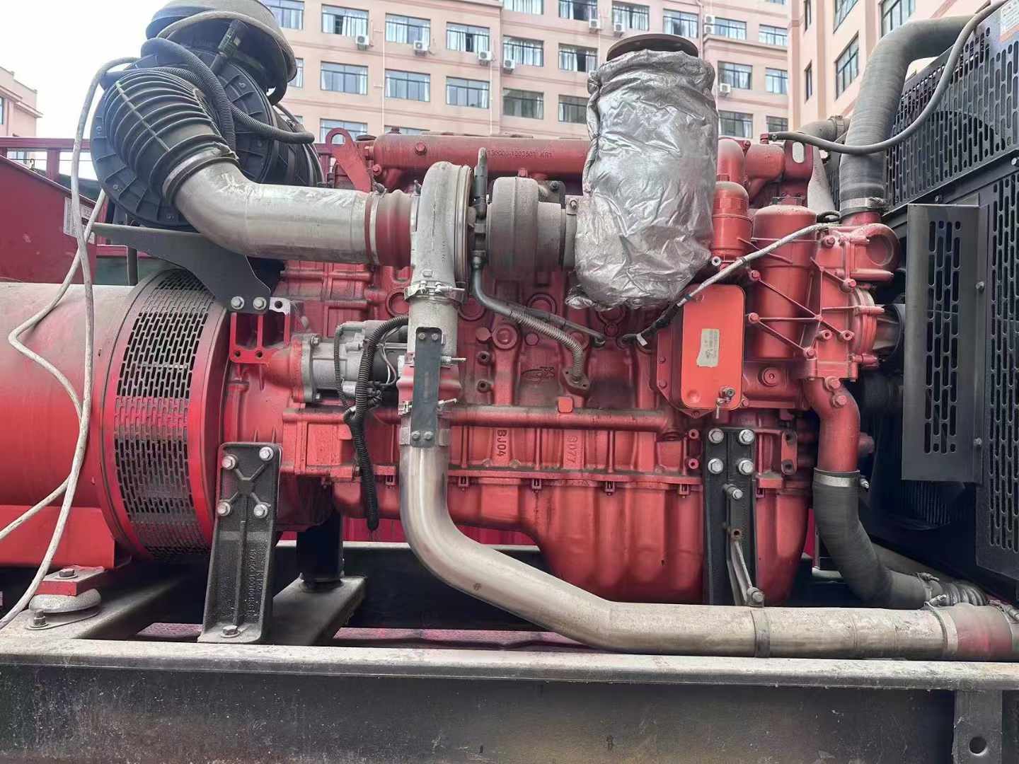 鹤城如何选择适合 600kW 柴油发电机组的过载保护器？
