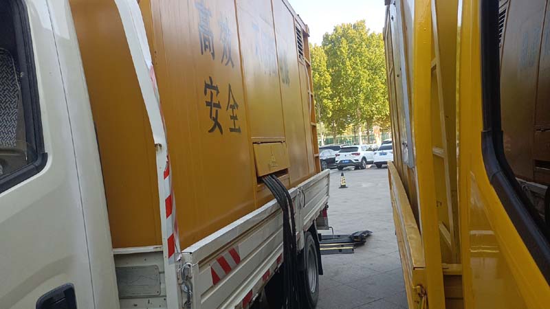 鹤城如何判断柴油发电机组和UPS电源的切换时间是否符合要求？